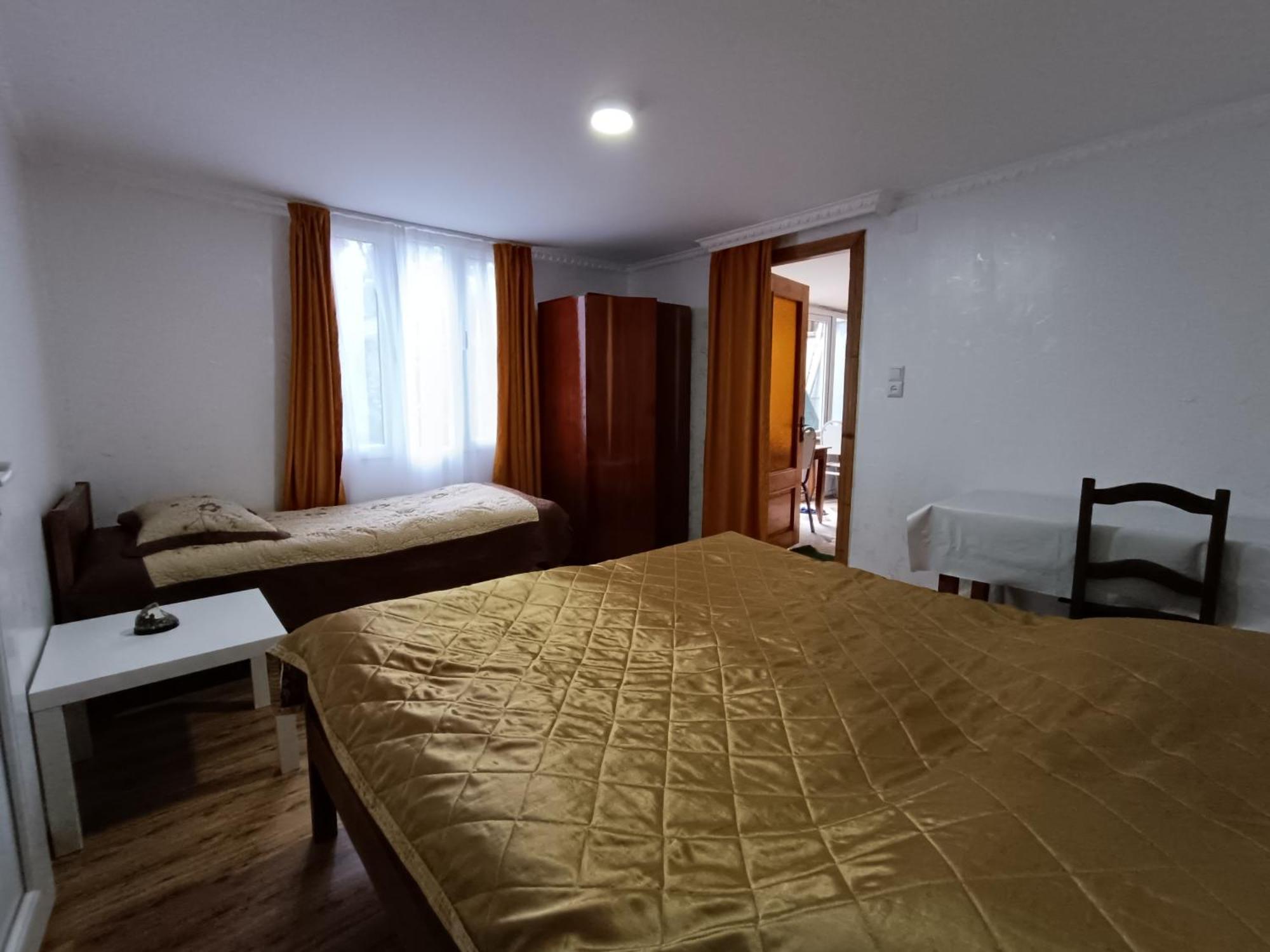 Guesthouse Mery コブレチ エクステリア 写真