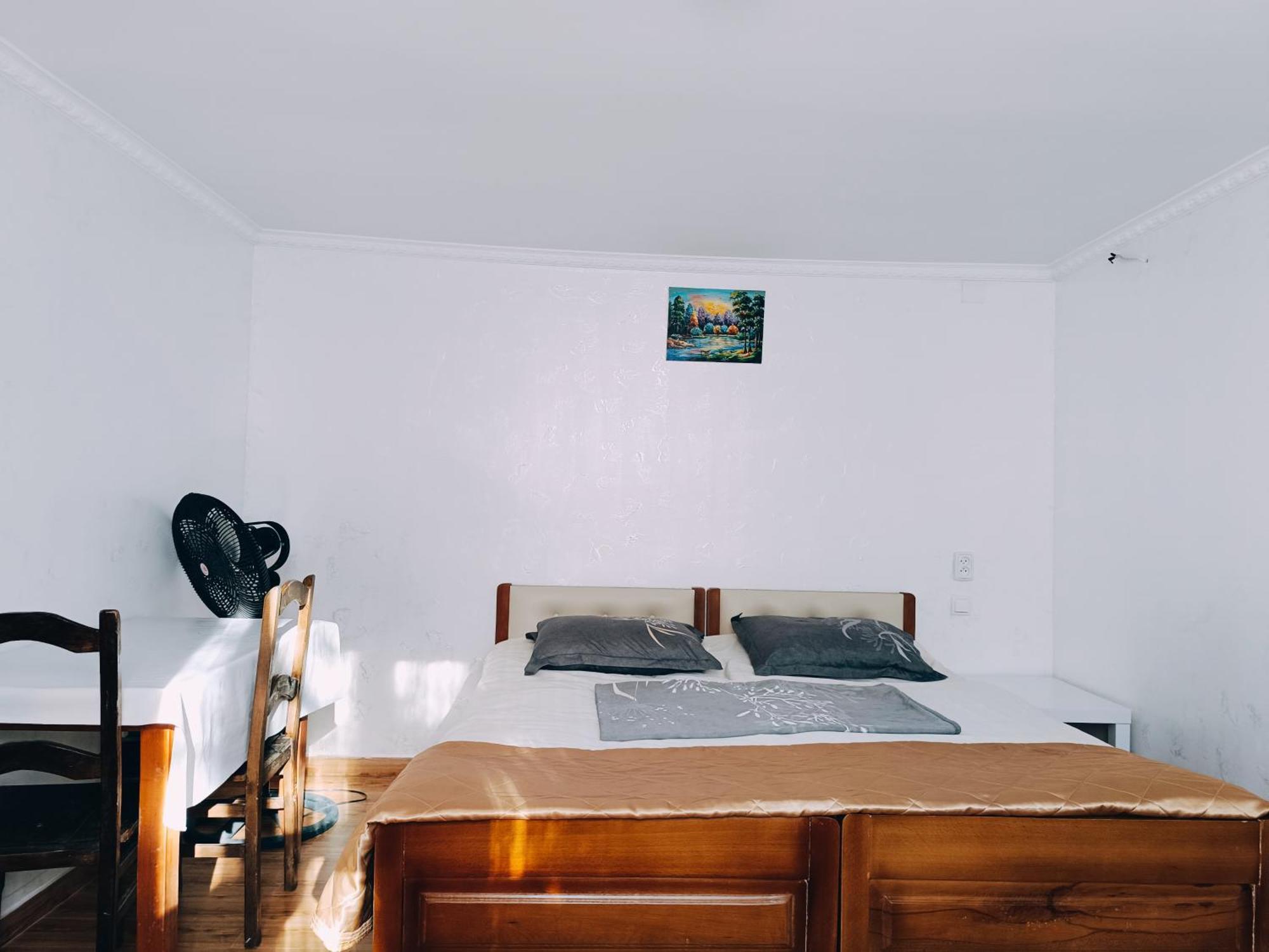 Guesthouse Mery コブレチ エクステリア 写真
